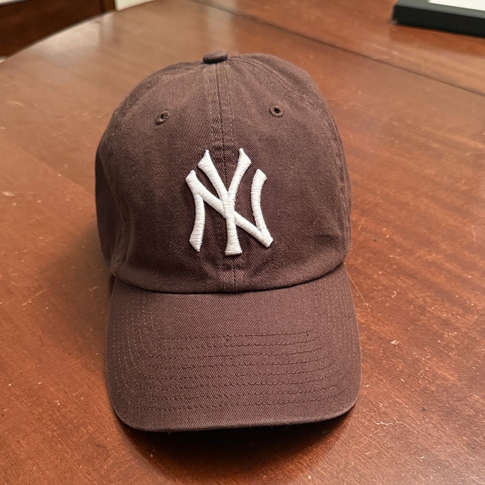 47 New York Yankees Brand Dark Brown Cap with Black Accents